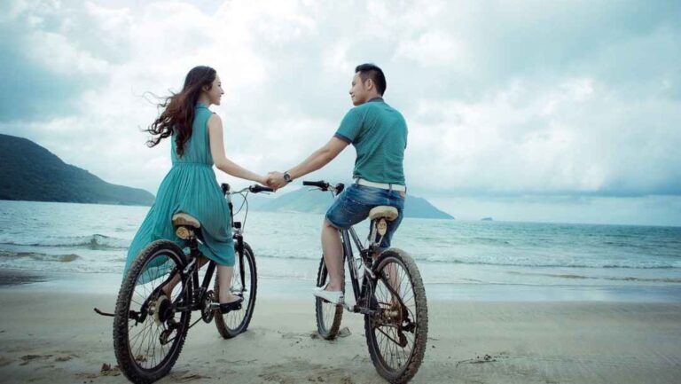 Top 8 Off-beat Honeymoon Ideas For The Newly-Wed Couples